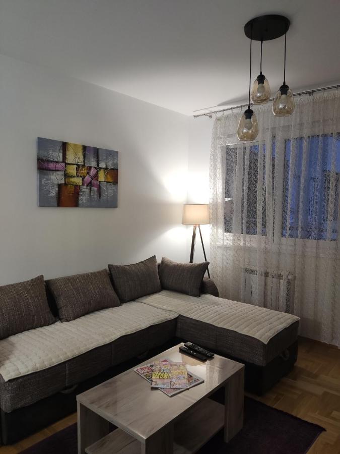 Apartman M Požarevac エクステリア 写真